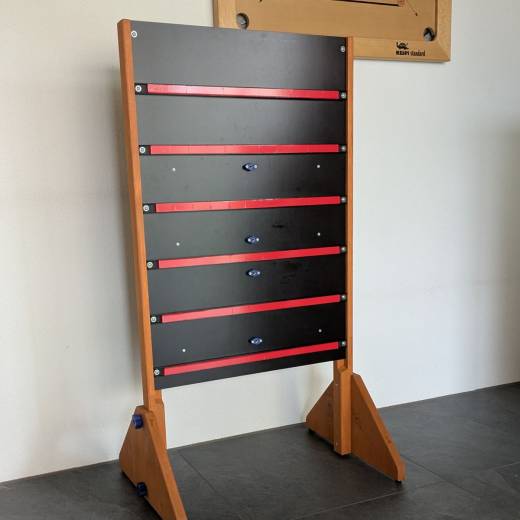 memory-tafel mit magnetschienen